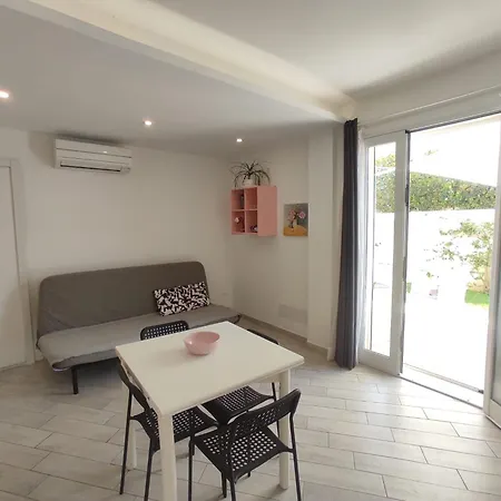 Apartman Priscilla *